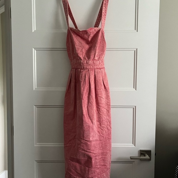 NWT Gap Side Button Apron Midi Denim Dress Pink Flamingo Pockets Size 2 - Picture 1 of 15